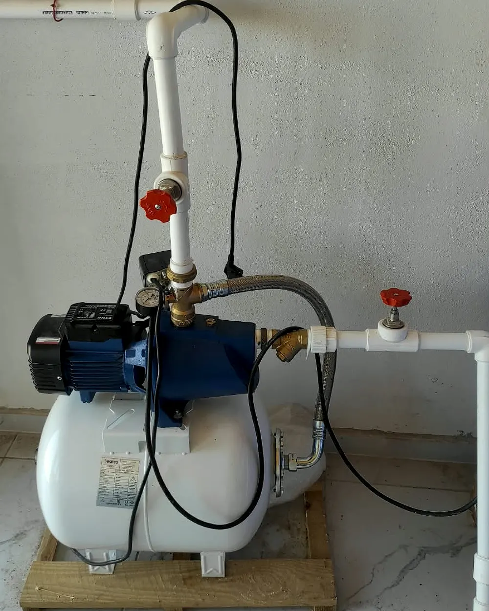 Ev tipi hidrofor montajı